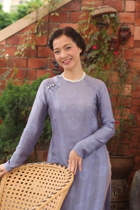 "Lê Khanh cực siêu trong những vai đàn bà uy quyền"