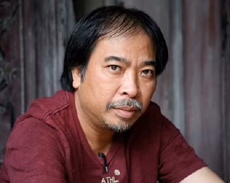 Nhà thơ Nguyễn Quang Thiều - một trong những người từng chứng kiến việc xây dựng Phủ Thành Chương từ những viên gạch đầu tiên.