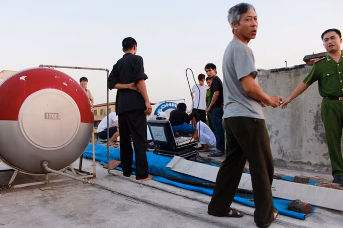 Công an và bác sỹ cũng có mặt kịp thời