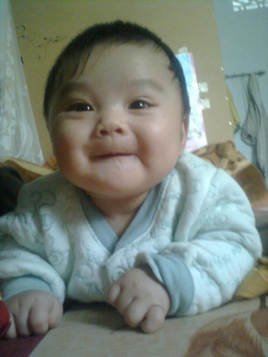 Facebook Bảo An chia sẻ bức ảnh này kèm chú thích: Nụ cười của thiên thần Facebook Bảo An chia sẻ bức ảnh này kèm chú thích: Nụ cười của thiên thần