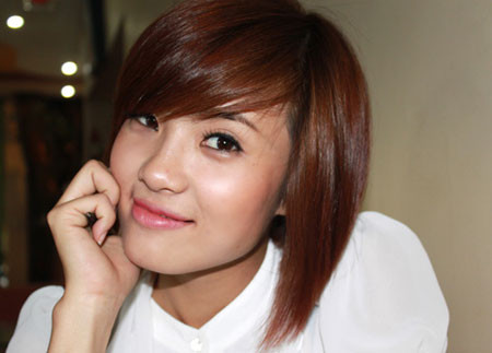 Cận cảnh nhan sắc em gái Công Vinh. Cận cảnh nhan sắc em gái Công Vinh.