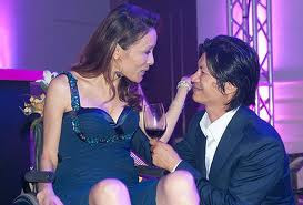 Hình ảnh vợ chồng Dustin Nguyễn trong buổi ra mắt phim Để mai tính Hình ảnh vợ chồng Dustin Nguyễn trong buổi ra mắt phim Để mai tính