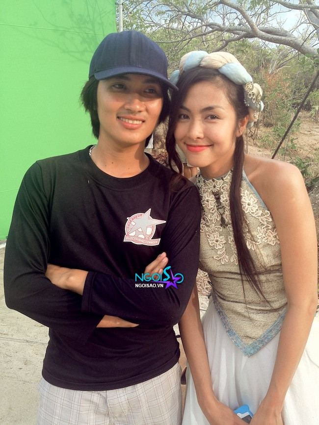 Nhí nhảnh pose hình cùng Quốc Thịnh Nhí nhảnh pose hình cùng Quốc Thịnh