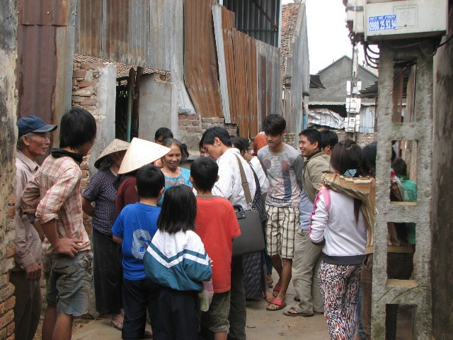 Người dân thôn Hà Khê, Vân Hà, Đông Anh, Hà Nội bàn tán nhiều về vụ việc Người dân thôn Hà Khê, Vân Hà, Đông Anh, Hà Nội bàn tán nhiều về vụ việc