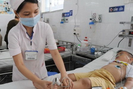 Bộ Y tế Nga cũng cho khuyên dùng Anolyt và cho rằng Anolyt hoàn toàn hiệu quả và không nguy hiểm. Bộ Y tế Nga cũng cho khuyên dùng Anolyt và cho rằng Anolyt hoàn toàn hiệu quả và không nguy hiểm.