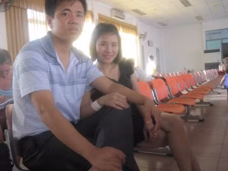 Vợ chồng chị Lý lúc còn hạnh phúc. Liệu trong sự việc này có chuyện “ông ăn chả, bà ăn nem”? (Ảnh: PLVN)