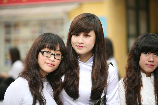 Sau khi đăng quang danh hiệu Á hậu 1 Hoa hậu Việt Nam 2012, Tú Anh vẫn chưa hình dung ra cuộc sống của mình sẽ thay đổi thế nào. Cô luôn tự nhủ với bản thân sẽ cố gắng giữ cho cuộc sống của mình được bình yên để trau dồi kiến thức, hoàn thành ước mơ mà cô theo đuổi bấy lâu nay.