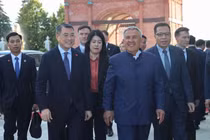 Thủ tướng Lê Minh Hưng gặp Người đứng đầu Cộng hòa Tatarstan (Liên bang Nga)