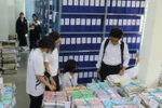 Sinh viên ngành Quản trị văn phòng, Trường Đại học Khoa học Xã hội và Nhân văn, Đại học Quốc gia Hà Nội trong buổi khảo sát thực tế tại Tập đoàn FPT. Ảnh NTCC