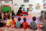 Cô trò Trường mầm non Hữu Sản (xã Vân Sơn, tỉnh Bắc Ninh). Ảnh: Website nhà trường.