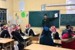 "Người thầy áo lính" thắp sáng lớp học vùng biên