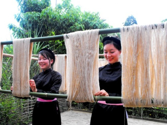 Các cô gái người Thượng Lâm (Tuyên Quang) từ lâu đã được mệnh danh huyền thoại "miền gái đẹp" Các cô gái người Thượng Lâm (Tuyên Quang) từ lâu đã được mệnh danh huyền thoại "miền gái đẹp"