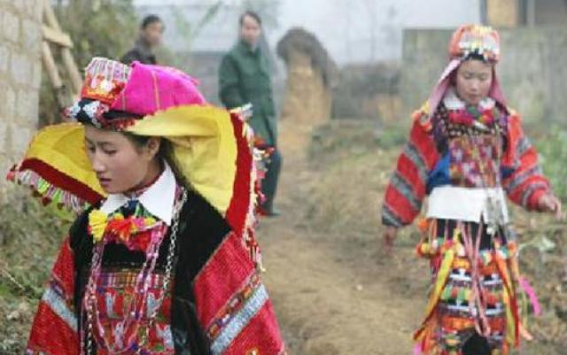 Độc đáo và lạ văn hóa của người Lô Lô ở cực Bắc Tổ quốc (Hà Giang) Độc đáo và lạ văn hóa của người Lô Lô ở cực Bắc Tổ quốc (Hà Giang)