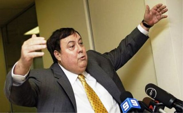 Tỷ phú Clive Palmer. Tỷ phú Clive Palmer.