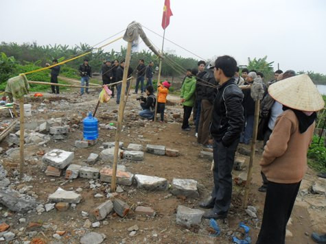 Quyết định của Thành uỷ Hải Phòng được người dân, nguyên các cán bộ của xã rất hoan nghênh Quyết định của Thành uỷ Hải Phòng được người dân, nguyên các cán bộ của xã rất hoan nghênh