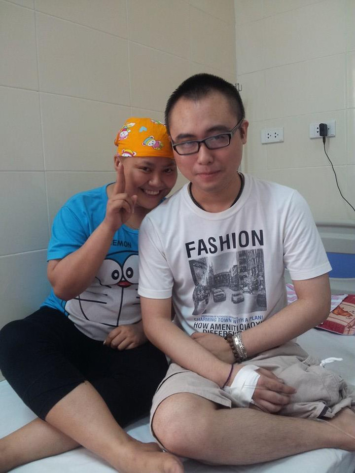 Đối với tụi nhỏ trong Khoa Nhi, Liêm giống như một người anh mà chúng rất mực yêu quý Đối với tụi nhỏ trong Khoa Nhi, Liêm giống như một người anh mà chúng rất mực yêu quý