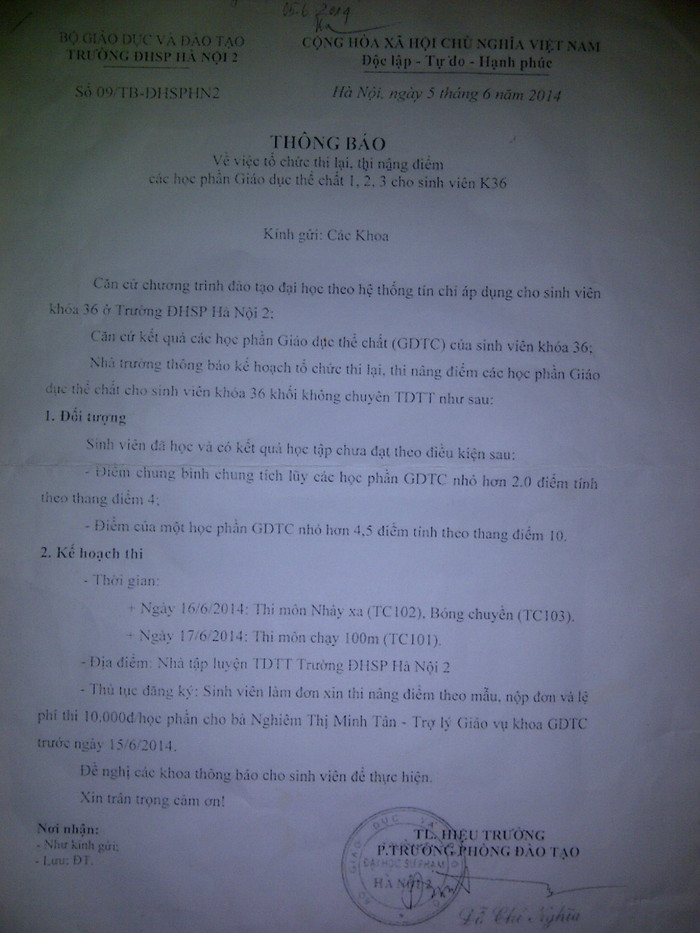 Công văn bất hợp lý của người Sư phạm Hà Nội 2 bị sinh viên phản đối