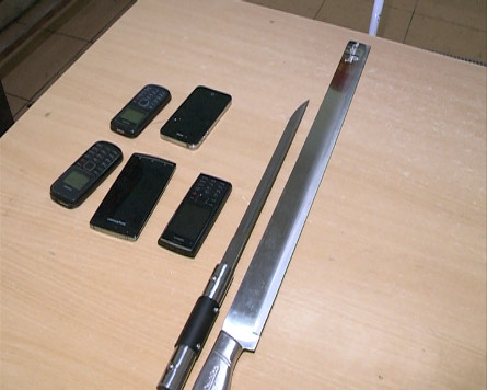 Tang vật thu giữ của các đối tượng đã bị lực lượng công an thu giữ Tang vật thu giữ của các đối tượng đã bị lực lượng công an thu giữ