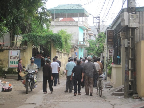 Con đường vào nhà nạn nhân Con đường vào nhà nạn nhân