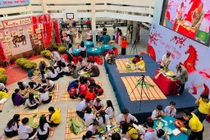 Giáo dục văn hóa Tết cổ truyền cần tránh sa đà vào tính hình thức và phong trào