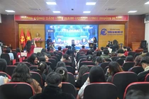 Ấn tượng chung kết cuộc thi tranh biện YPF DEBATE 2025: Sân chơi trí tuệ tỏa sáng sinh viên EPU