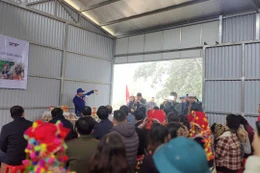 Buổi tập huấn về quy trình sơ chế biến măng tại xã Văn Bàn. Ảnh: NVCC.