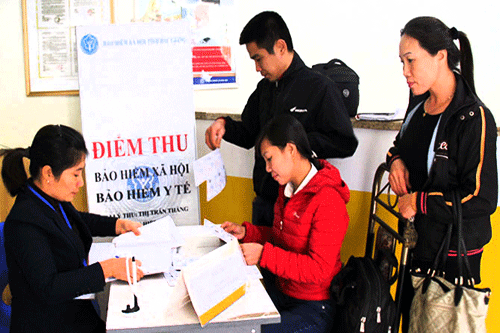 Bảo hiểm xã hội Việt Nam tạo điều kiện thuận lợi nhất để người dân tham gia bảo hiểm xã hội tự nguyện. Bảo hiểm xã hội Việt Nam tạo điều kiện thuận lợi nhất để người dân tham gia bảo hiểm xã hội tự nguyện.