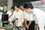 Sinh viên Đại học Bách Khoa Hà Nội được tạo điều kiện về cơ sở vật chất, trang thiết bị hiện đại để thực hành. Ảnh: website nhà trường