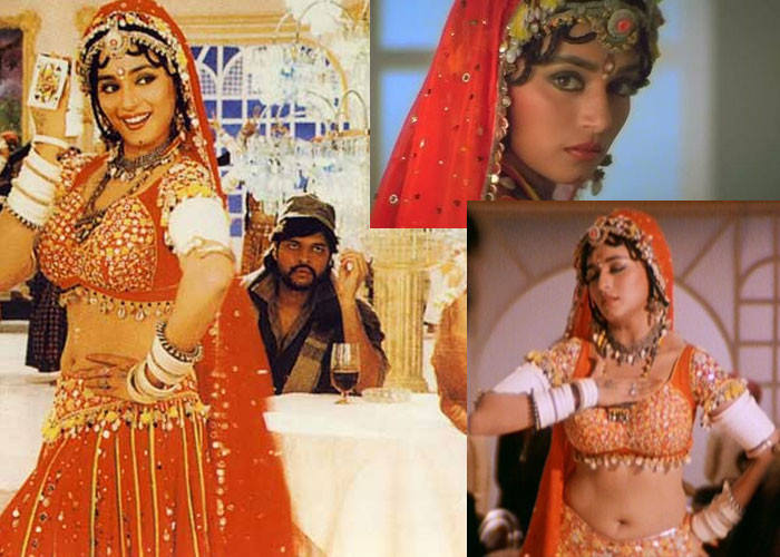 Nữ vũ công, diễn viên Madhuri Dixit và điệu múa “Choli Ke Peechhe Kya Hai”. Nữ vũ công, diễn viên Madhuri Dixit và điệu múa “Choli Ke Peechhe Kya Hai”.