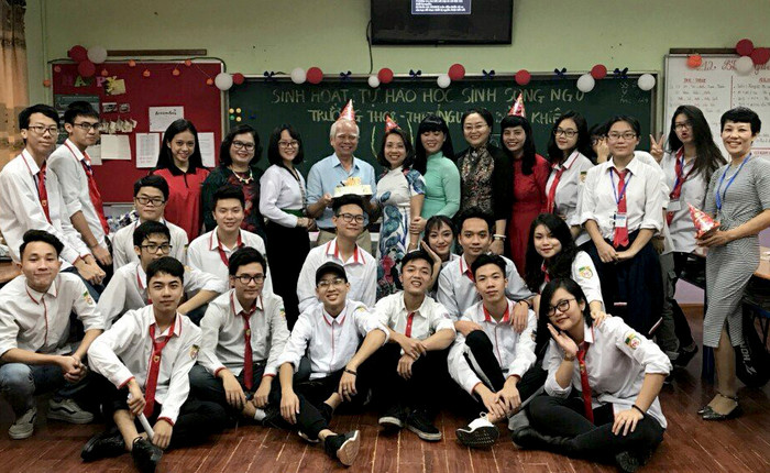 Thường mọi người hay hiểu online là dạy từ xa nhưng hiểu như vậy vẫn chưa đủ, kể cả học sinh học trực tiếp nhưng vẫn có thể dùng các ứng dụng đó. Ảnh: Nhà trường cung cấp. Thường mọi người hay hiểu online là dạy từ xa nhưng hiểu như vậy vẫn chưa đủ, kể cả học sinh học trực tiếp nhưng vẫn có thể dùng các ứng dụng đó. Ảnh: Nhà trường cung cấp.