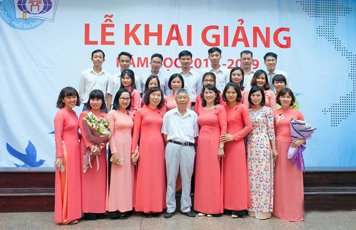 Các thế hệ giáo viên của Trường Trung học phổ thông Đoàn Thị Điểm. Ảnh: Nhà trường cung cấp. Các thế hệ giáo viên của Trường Trung học phổ thông Đoàn Thị Điểm. Ảnh: Nhà trường cung cấp.