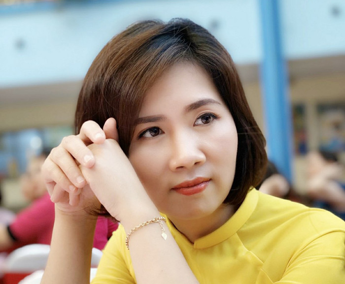 Cô Đặng Hải Yến: "Trong 4 tuần đầu mà yêu cầu các con học sinh lớp 1 đọc thông viết thạo là việc quá sức với tất cả". Ảnh: Nhân vật cung cấp. Cô Đặng Hải Yến: "Trong 4 tuần đầu mà yêu cầu các con học sinh lớp 1 đọc thông viết thạo là việc quá sức với tất cả". Ảnh: Nhân vật cung cấp.