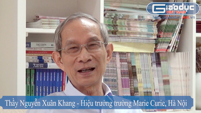 Nhà giáo Nguyễn Xuân Khang: "Ta nên làm gì đó tốt đẹp để cho cuộc sống của mọi người được bình thường thì nên làm. Đó cũng là một hành động giúp chiến thắng dịch bệnh”. Ảnh: Tùng Dương. Nhà giáo Nguyễn Xuân Khang: "Ta nên làm gì đó tốt đẹp để cho cuộc sống của mọi người được bình thường thì nên làm. Đó cũng là một hành động giúp chiến thắng dịch bệnh”. Ảnh: Tùng Dương.