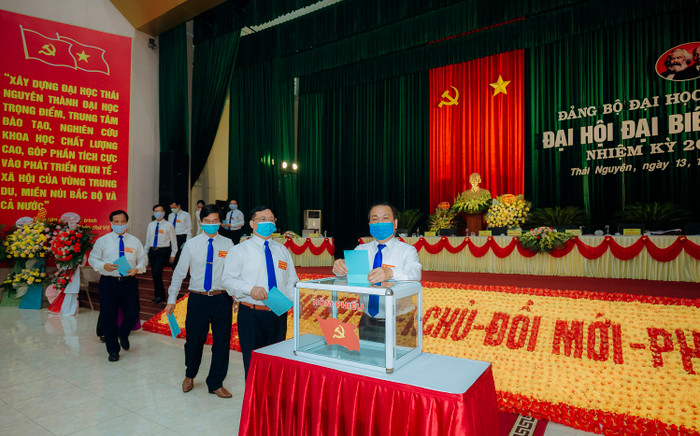 Đại hội Đảng bộ Đại học Thái Nguyên diễn ra trong không khí dân chủ, an toàn, tiết kiệm. Ảnh: TL. Đại hội Đảng bộ Đại học Thái Nguyên diễn ra trong không khí dân chủ, an toàn, tiết kiệm. Ảnh: TL.