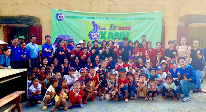 Học sinh và giáo viên Trường Đoàn Thị Điểm (Hà Nội) tham gia chương trình Mùa hè xanh 2020. Ảnh nhà trường cung cấp. Học sinh và giáo viên Trường Đoàn Thị Điểm (Hà Nội) tham gia chương trình Mùa hè xanh 2020. Ảnh nhà trường cung cấp.