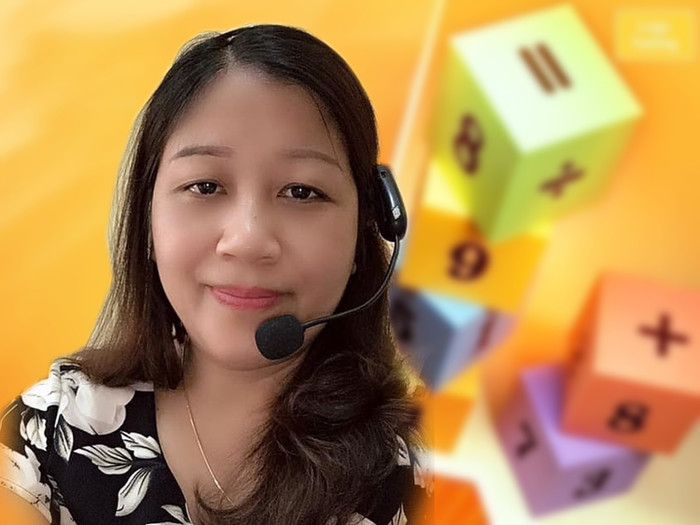 Cô Lê Thị Nếp: &quot;Bản thân tôi là giáo viên dạy trực tiếp nhưng cũng chỉ đủ thời gian dạy theo sách giáo khoa, mà các con lớp 1 chỉ cần học đủ theo sách giáo khoa là đã căng thẳng mệt mỏi lắm rồi&quot;. Ảnh: TD.