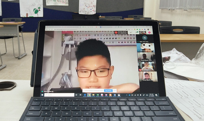 Hầu hết việc triển khai dạy online trong đợt này chủ yếu ở các trường tư thục. Ảnh: Đỗ Bảo. Hầu hết việc triển khai dạy online trong đợt này chủ yếu ở các trường tư thục. Ảnh: Đỗ Bảo.