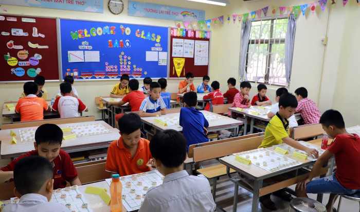 Học sinh Trường Tiểu học Đoàn Thị Điểm, quận Nam Từ Liêm, Hà Nội trong giờ học ngoại khóa. Ảnh: TD.