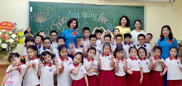 Các em học sinh lớp 1 Trường tiểu học Đoàn Thị Điểm, Hà Nội. Ảnh: Cô Yến cung cấp. Các em học sinh lớp 1 Trường tiểu học Đoàn Thị Điểm, Hà Nội. Ảnh: Cô Yến cung cấp.