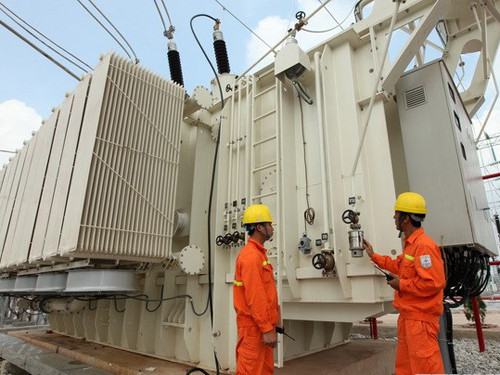 Ngoài ra, hoàn thành chuyển đổi các trạm biến áp 220 kV sang vận hành theo tiêu chí không người trực theo kế hoạch Tập đoàn Điện lực Việt Nam giao. Ngoài ra, hoàn thành chuyển đổi các trạm biến áp 220 kV sang vận hành theo tiêu chí không người trực theo kế hoạch Tập đoàn Điện lực Việt Nam giao.