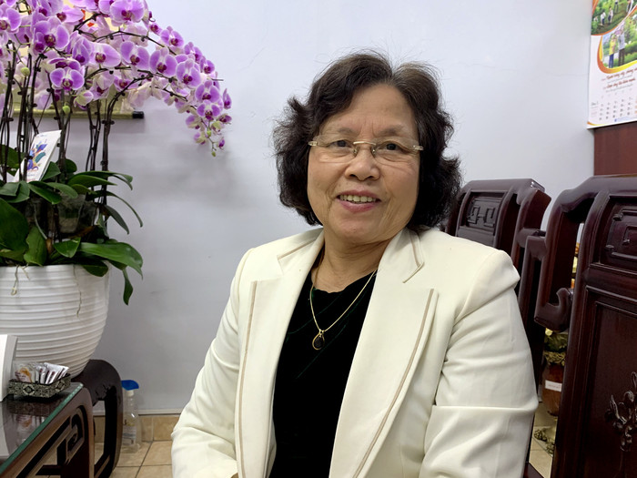 Nhà giáo nhân dân Nguyễn Thị Hiền: "Điều mà tôi luôn quan tâm nhất là những trang thiết bị dạy học hiện đại, tiện nghi và không gian để các con vui chơi nâng cao trí tuệ và thể chất, đặc biệt là đối với học sinh tiểu học, mẫu giáo". Ảnh: Tùng Dương. Nhà giáo nhân dân Nguyễn Thị Hiền: "Điều mà tôi luôn quan tâm nhất là những trang thiết bị dạy học hiện đại, tiện nghi và không gian để các con vui chơi nâng cao trí tuệ và thể chất, đặc biệt là đối với học sinh tiểu học, mẫu giáo". Ảnh: Tùng Dương.