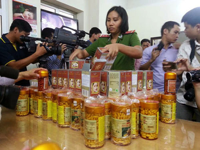 Thực phẩm chức năng giả bị thu giữ trong thời gian qua. Ảnh Xuân Lực. Thực phẩm chức năng giả bị thu giữ trong thời gian qua. Ảnh Xuân Lực.