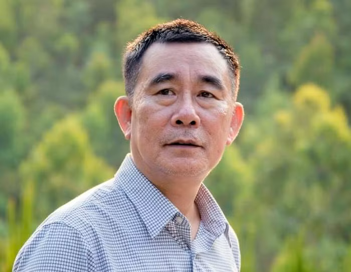 Ông Vinh nêu quan điểm: “Quá nhiều ý kiến rồi, sai be bét như thế, lỗi dày đặc như thế, lỗi cả nội dung, ngôn ngữ, câu cú, góc nhìn, đối tượng…sửa làm sao? Phải bỏ thôi". Ảnh: Nhân vật cung cấp.