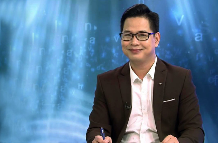 Phó Giáo sư, Tiến sĩ Trần Thành Nam: " Vậy kỷ luật tích cực là dạy và cung cấp cơ hội để cho những đứa trẻ học được nhiều kỹ năng hành vi mới, và để lần sau các em sẽ tự giác hành động và đưa mình vào kỷ luật". Ảnh: Thầy Nam cung cấp. Phó Giáo sư, Tiến sĩ Trần Thành Nam: " Vậy kỷ luật tích cực là dạy và cung cấp cơ hội để cho những đứa trẻ học được nhiều kỹ năng hành vi mới, và để lần sau các em sẽ tự giác hành động và đưa mình vào kỷ luật". Ảnh: Thầy Nam cung cấp.
