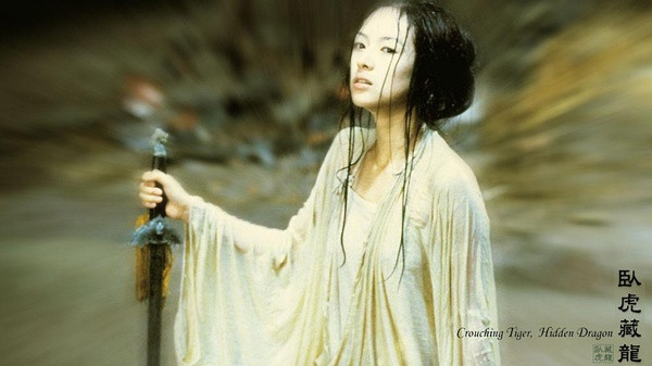 “Crouching Tiger, Hidden Dragon” (Ngọa hổ tàng long) - 2000, một bộ phim võ hiệp với dàn diễn viên danh tiếng như Châu Nhuận Phát, Dương Tử Quỳnh, Trương Chấn, Chương Tử Di mà chỉ cần nghe tên cũng không phải giới thiệu nhiều. Phim giành giải Academy Award cho hạng mục Phim nói tiếng nước ngoài xuất sắc nhất cùng 3 giải thưởng Academy khác. Từ bộ phim này cũng đã chính thức đưa tên tuổi Chương Tử Di lên thành sao hot. “Crouching Tiger, Hidden Dragon” (Ngọa hổ tàng long) - 2000, một bộ phim võ hiệp với dàn diễn viên danh tiếng như Châu Nhuận Phát, Dương Tử Quỳnh, Trương Chấn, Chương Tử Di mà chỉ cần nghe tên cũng không phải giới thiệu nhiều. Phim giành giải Academy Award cho hạng mục Phim nói tiếng nước ngoài xuất sắc nhất cùng 3 giải thưởng Academy khác. Từ bộ phim này cũng đã chính thức đưa tên tuổi Chương Tử Di lên thành sao hot.