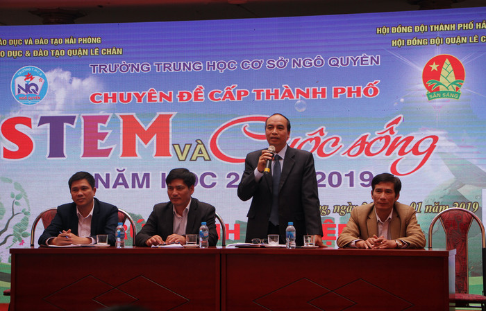 Chuyên đề "STEM và cuộc sống" của Trường Trung học cơ sở Ngô Quyền được Bộ Giáo dục và Đào tạo, Sở Giáo dục và Đào tạo, các đồng nghiệp đánh giá cao. (Ảnh: Lã Tiến) Chuyên đề "STEM và cuộc sống" của Trường Trung học cơ sở Ngô Quyền được Bộ Giáo dục và Đào tạo, Sở Giáo dục và Đào tạo, các đồng nghiệp đánh giá cao. (Ảnh: Lã Tiến)