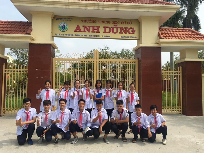 Học sinh hào hứng trải nghiệm các tiết học Hóa với phương pháp mới (Ảnh: Giáo viên cung cấp)