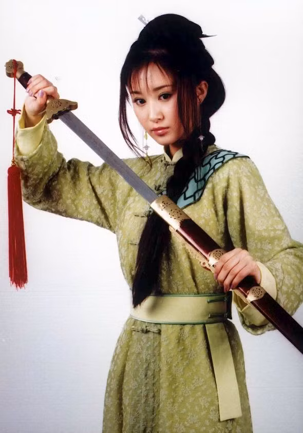 Thư Sướng vai Từ Liên trong “Huyện quan 9 tuổi”.