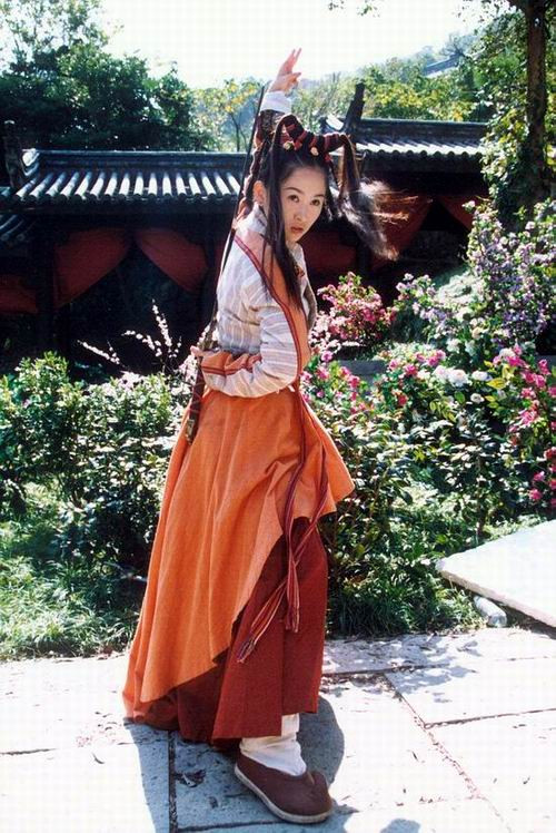 Dương Nhụy 1 vai Bôn Nguyệt trong “Hồn kiếm”. Dương Nhụy 1 vai Bôn Nguyệt trong “Hồn kiếm”.