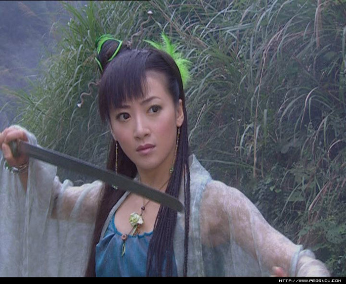 Trần Tử Hàm vai Thanh Xà trong “Bạch xà truyền kỳ”. Trần Tử Hàm vai Thanh Xà trong “Bạch xà truyền kỳ”.